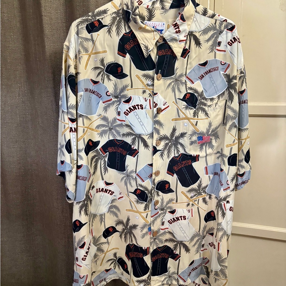 Vintage Reyn Spooner Giants Themed Men's Shirt, excellent condition
